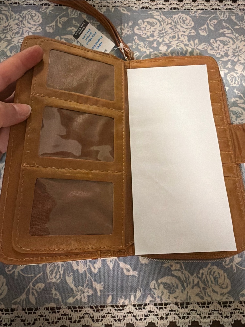 Time & Tru Ainsley Bulk Wallet - Cream Floral Design NWT - Picture 6 of 12